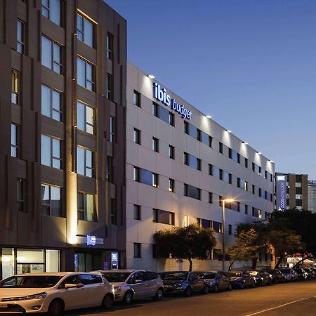 Ibis Budget Málaga Centro Esterno foto